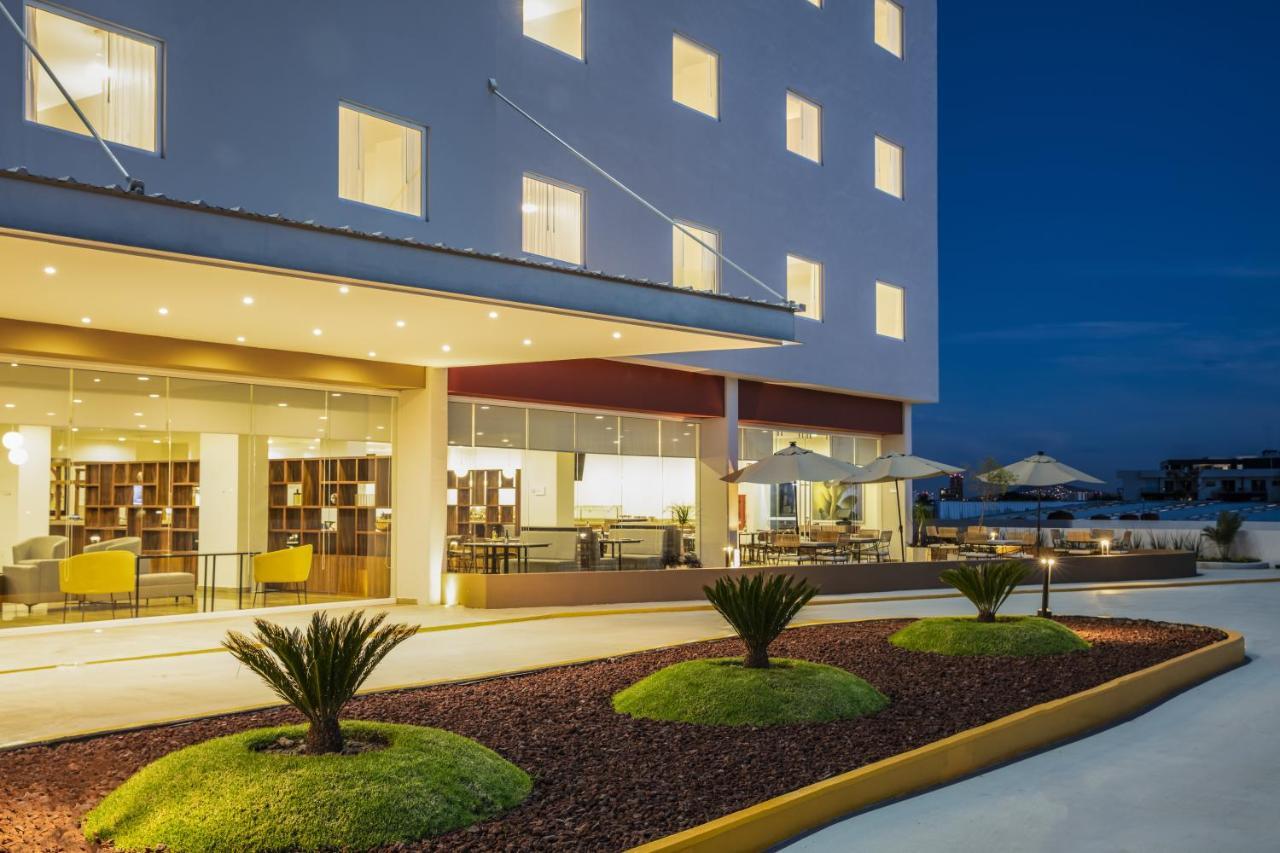 Fiesta Inn Guadalajara Periferico Poniente Zapopan Eksteriør bilde
